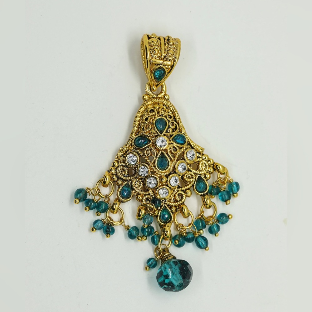 Indian costume jewellery pendant. - Picture 1 of 3